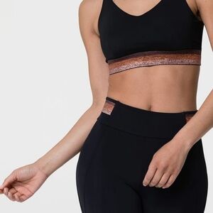 Onzie Hot Yoga Glow Bra Size Large